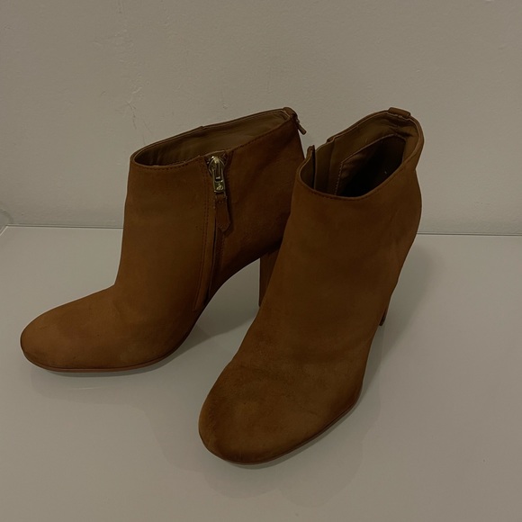 Sam Edelman. Size 8 . Camel color - Picture 3 of 3